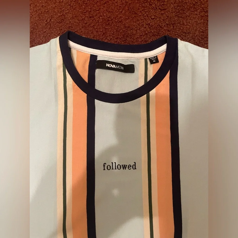 Men’s fashion nova stripped t-shirt - Picture 2 of 3